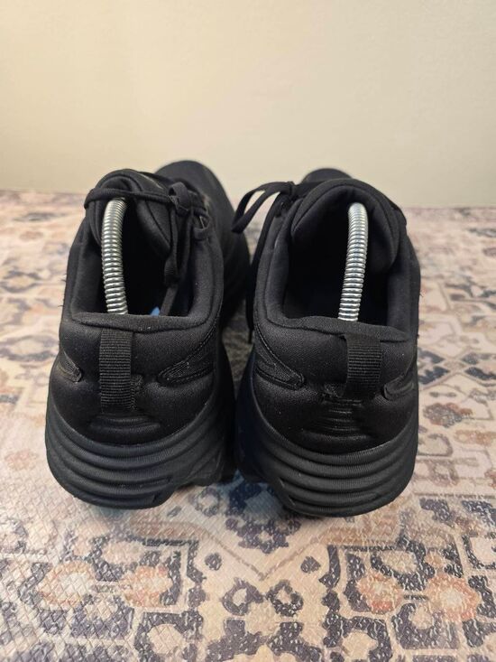 Size 9.5 4E - Hoka One One Bondi 8 Triple Black Men\'s Running Shoes X-Wide main image 8